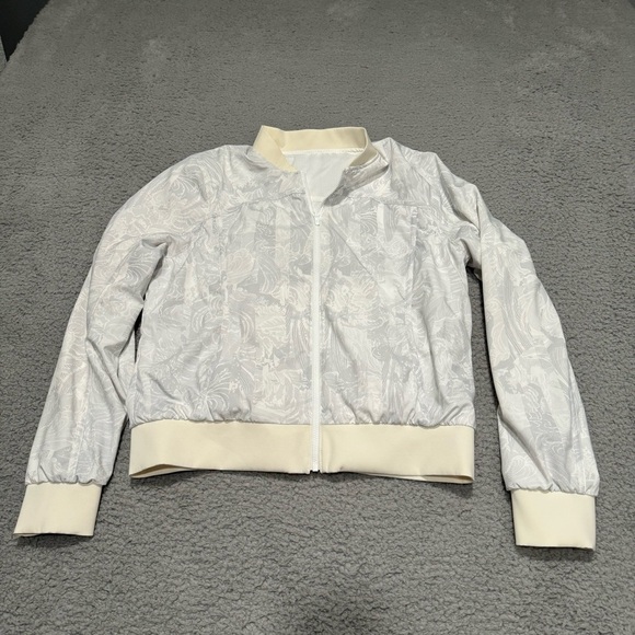 Lululemon Women’s Bomb Around Jacket Reversible Lightweight Stretch Wave White 6 - Picture 1 of 10